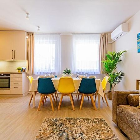Roomy Apartment 80Sqm At City Center Free Parking Space, Ac & Balcony Будапеща Екстериор снимка