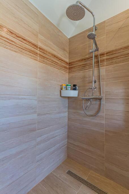 Roomy Apartment 80Sqm At City Center Free Parking Space, Ac & Balcony Будапеща Екстериор снимка